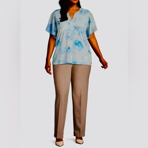 NWOT Calvin Klein Beautiful Floral Print Split V-neck Flutter Sleeve Blouse 1X